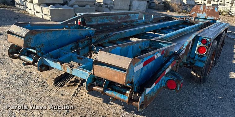 image for item DO7634 2004 Belshe T18 equipment trailer