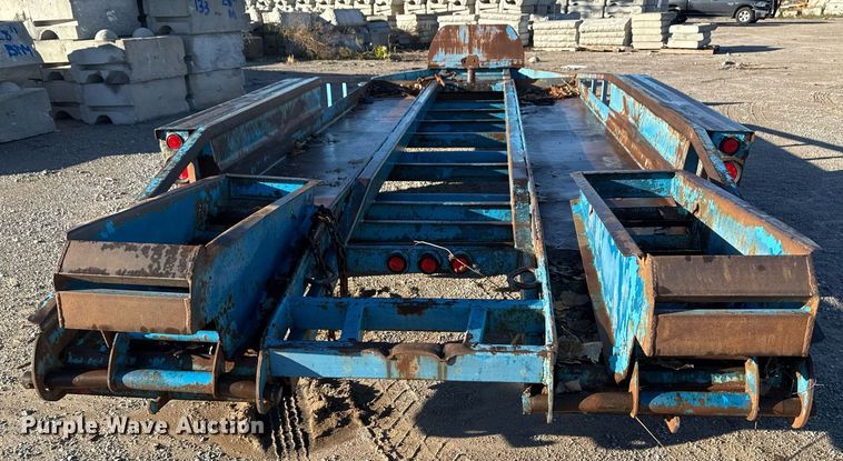 image for item DO7634 2004 Belshe T18 equipment trailer