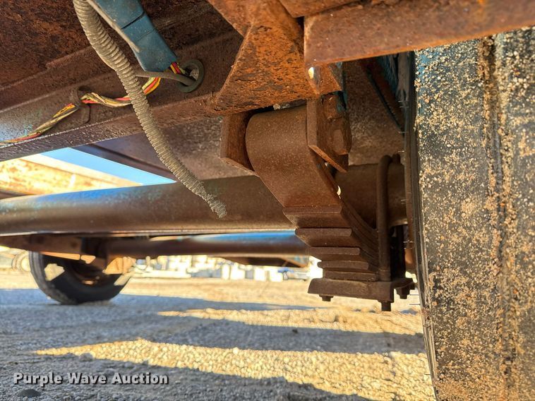 image for item DO7634 2004 Belshe T18 equipment trailer