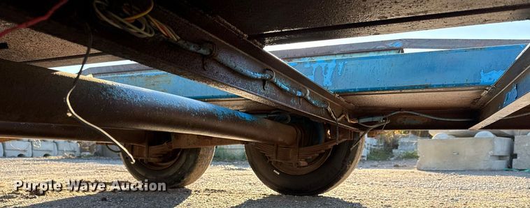 image for item DO7634 2004 Belshe T18 equipment trailer