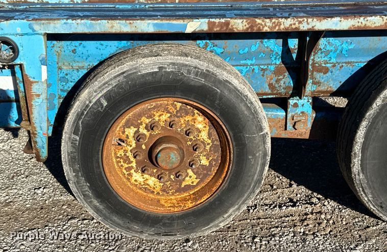 image for item DO7634 2004 Belshe T18 equipment trailer