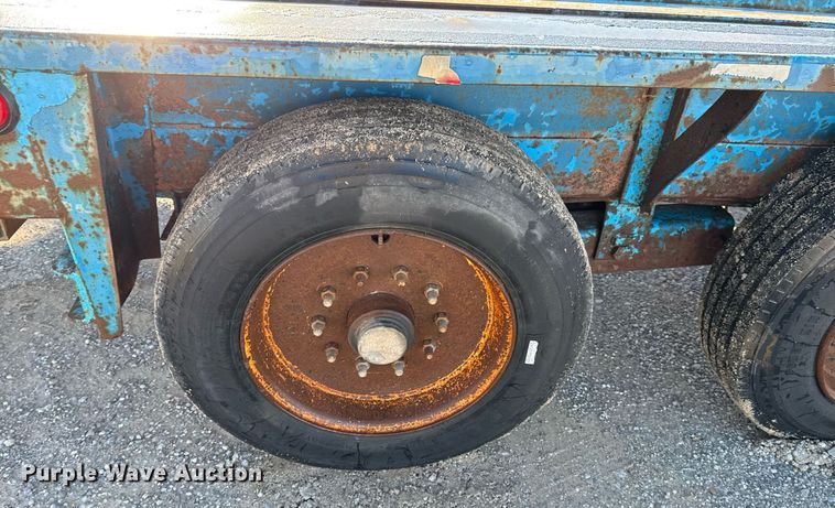 image for item DO7634 2004 Belshe T18 equipment trailer