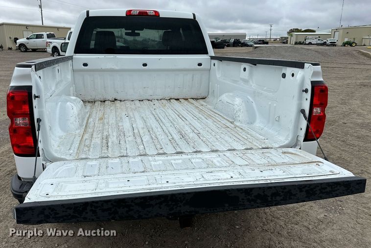 image for item DP5948 2018 Chevrolet Silverado 1500 Double Cab pickup truck