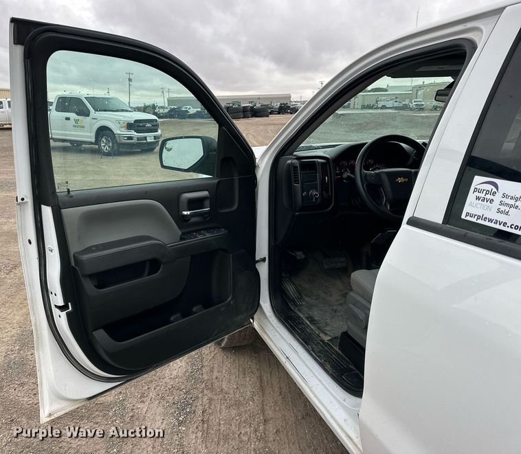 image for item DP5948 2018 Chevrolet Silverado 1500 Double Cab pickup truck