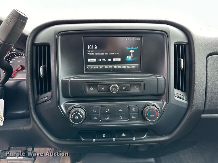 image for item DP5948 2018 Chevrolet Silverado 1500 Double Cab pickup truck