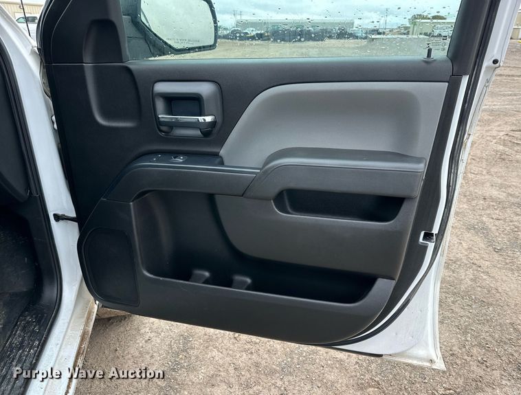 image for item DP5948 2018 Chevrolet Silverado 1500 Double Cab pickup truck