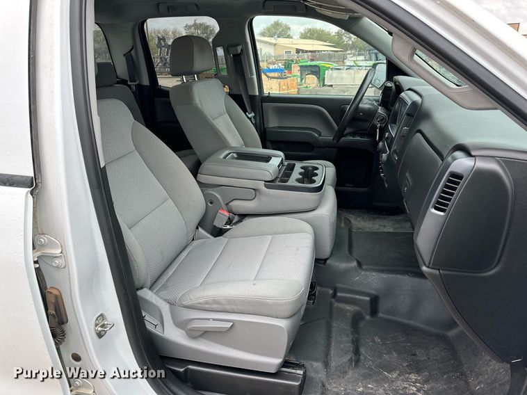 image for item DP5948 2018 Chevrolet Silverado 1500 Double Cab pickup truck