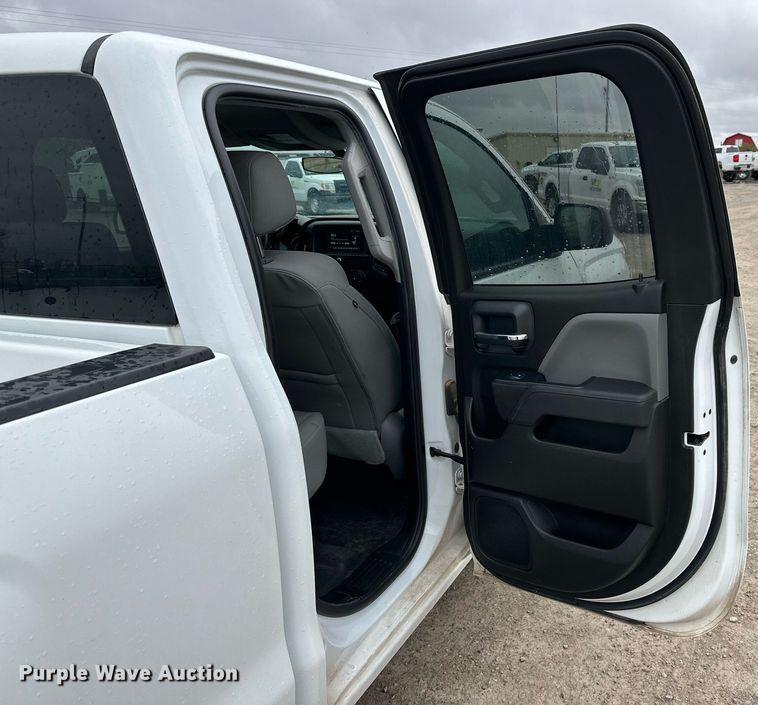 image for item DP5948 2018 Chevrolet Silverado 1500 Double Cab pickup truck