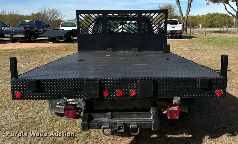 image for item DP6005 2016 Ford F350 Super Duty flatbed pickup truck