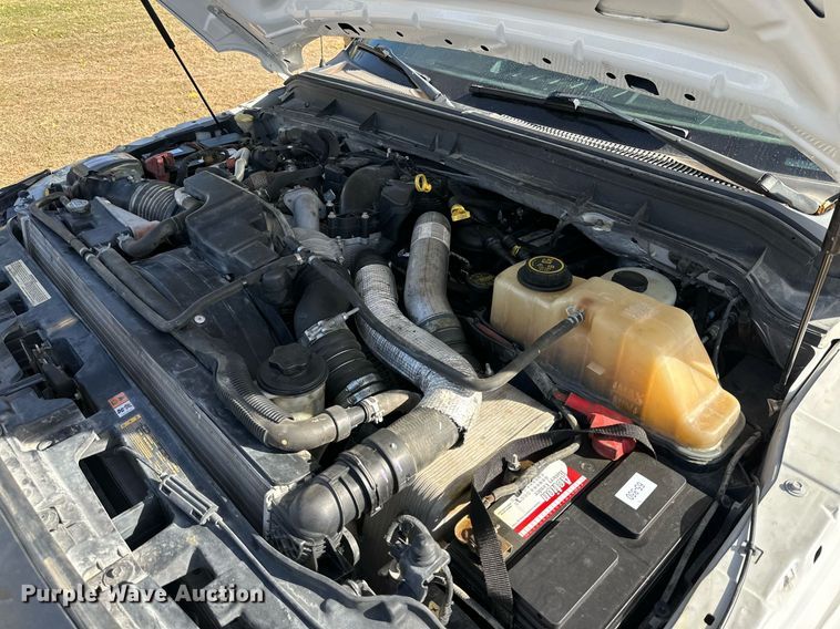 image for item DP6005 2016 Ford F350 Super Duty flatbed pickup truck