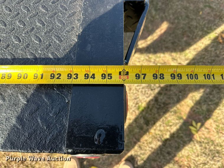 image for item DP6007 2015 Ford F350 Super Duty flatbed pickup truck