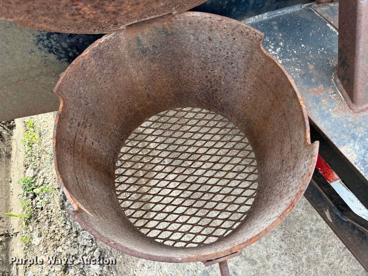 image for item DP8411 2000 Felling FT40 equipment trailer