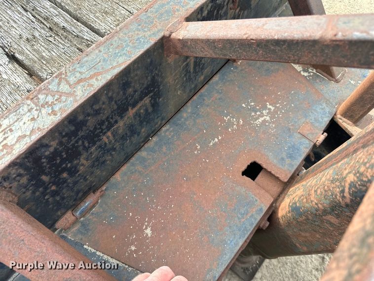 image for item DP8411 2000 Felling FT40 equipment trailer