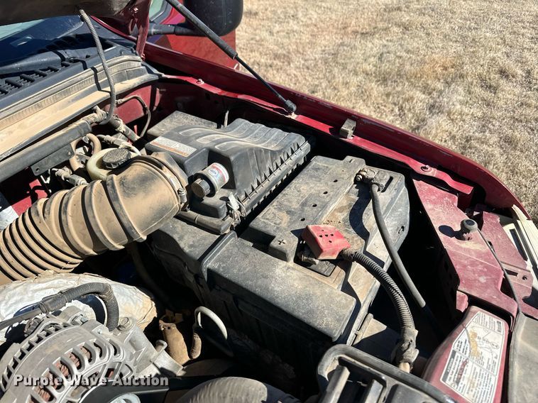 image for item DQ3121 2001 Ford F250 Super Duty SuperCab pickup truck