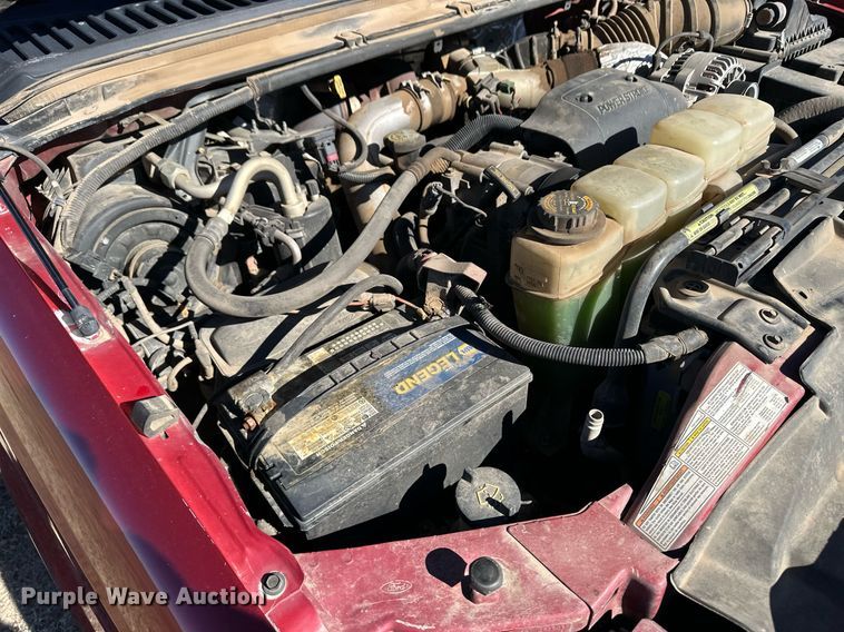 image for item DQ3121 2001 Ford F250 Super Duty SuperCab pickup truck