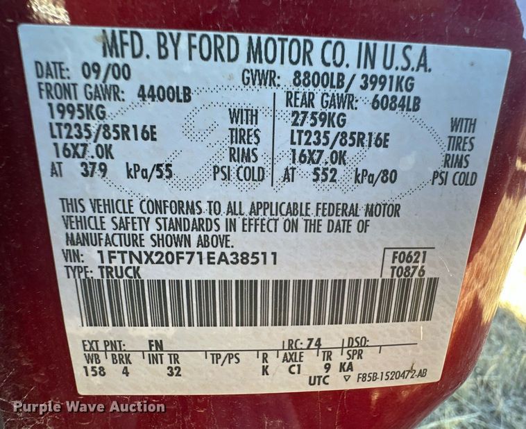 image for item DQ3121 2001 Ford F250 Super Duty SuperCab pickup truck