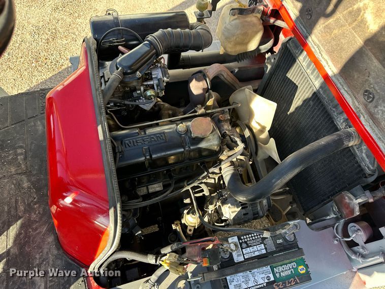 image for item DQ3135 Nissan NJ01 forklift