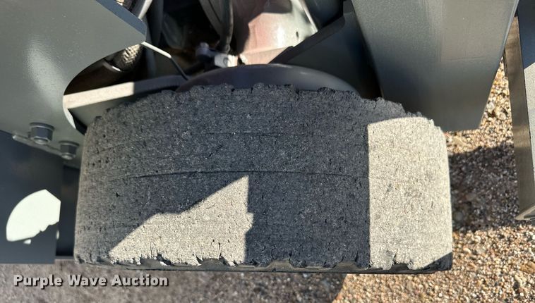 image for item DQ3135 Nissan NJ01 forklift