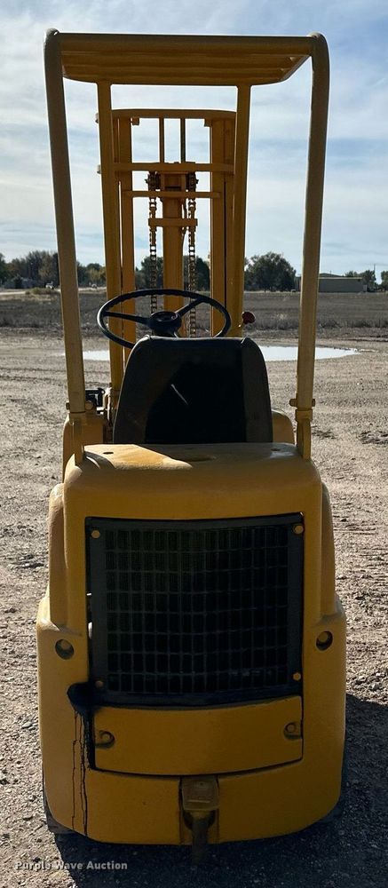 image for item DQ3136 Allis-Chalmers FT20-24 forklift