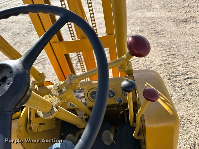 image for item DQ3136 Allis-Chalmers FT20-24 forklift