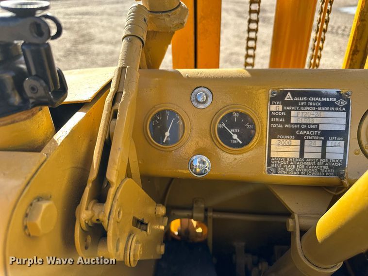 image for item DQ3136 Allis-Chalmers FT20-24 forklift