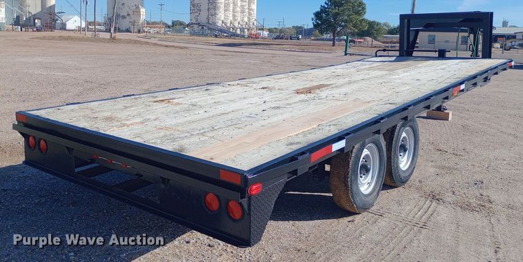 image for item DQ3138 1988 Gold Star equipment trailer