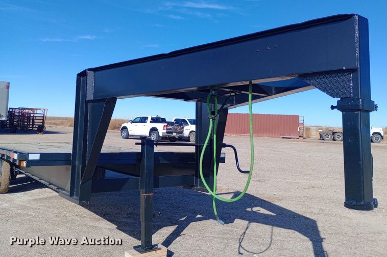 image for item DQ3138 1988 Gold Star equipment trailer