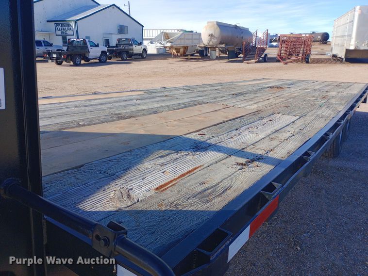 image for item DQ3138 1988 Gold Star equipment trailer