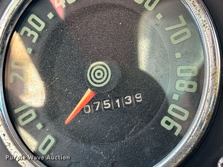 image for item DQ3169 1967 International Loadstar 1600 grain truck