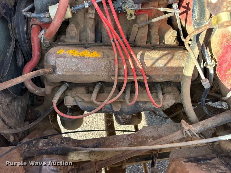 image for item DQ3169 1967 International Loadstar 1600 grain truck