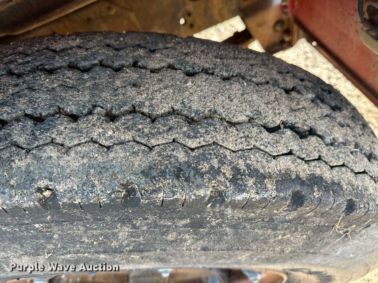 image for item DQ3169 1967 International Loadstar 1600 grain truck