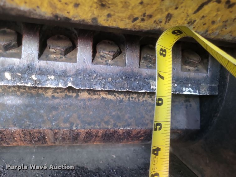 image for item DQ3764 1990 Vermeer 1600A wood chipper