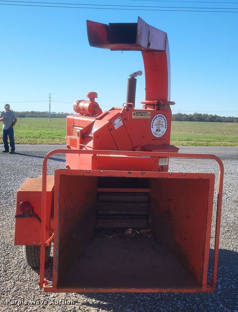 image for item DQ3765 1990 Eeger Beever 290 wood chipper