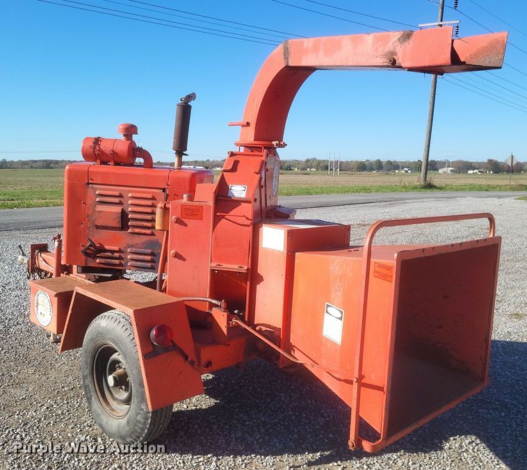 image for item DQ3765 1990 Eeger Beever 290 wood chipper