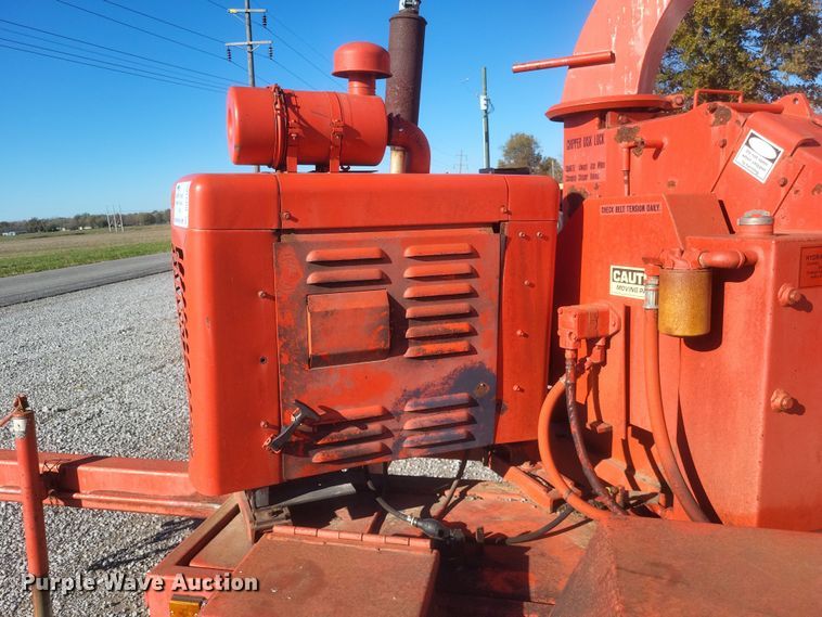 image for item DQ3765 1990 Eeger Beever 290 wood chipper