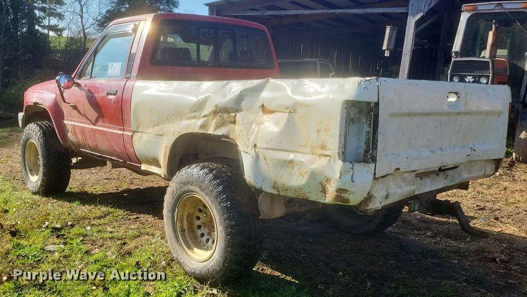 image for item DQ3777 1987 Toyota Tacoma pickup truck