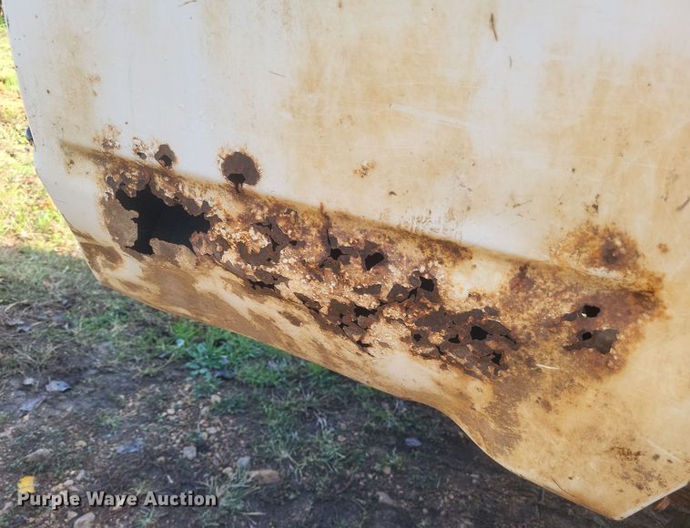 image for item DQ3777 1987 Toyota Tacoma pickup truck