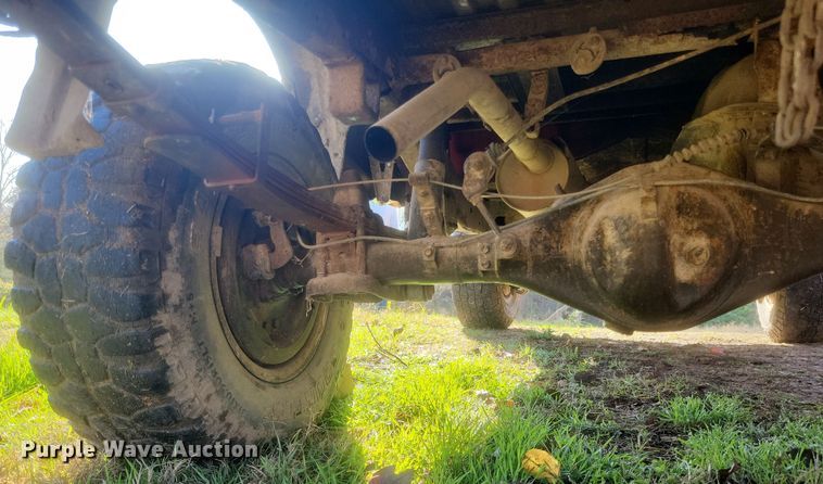 image for item DQ3777 1987 Toyota Tacoma pickup truck