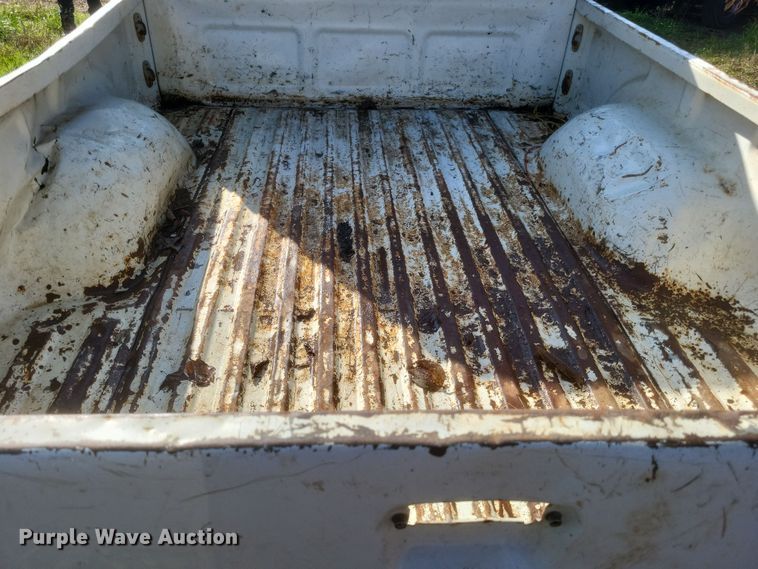 image for item DQ3777 1987 Toyota Tacoma pickup truck