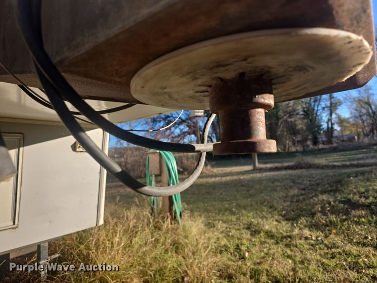 image for item DQ5345 1995 Coachmen 285RK FW camper