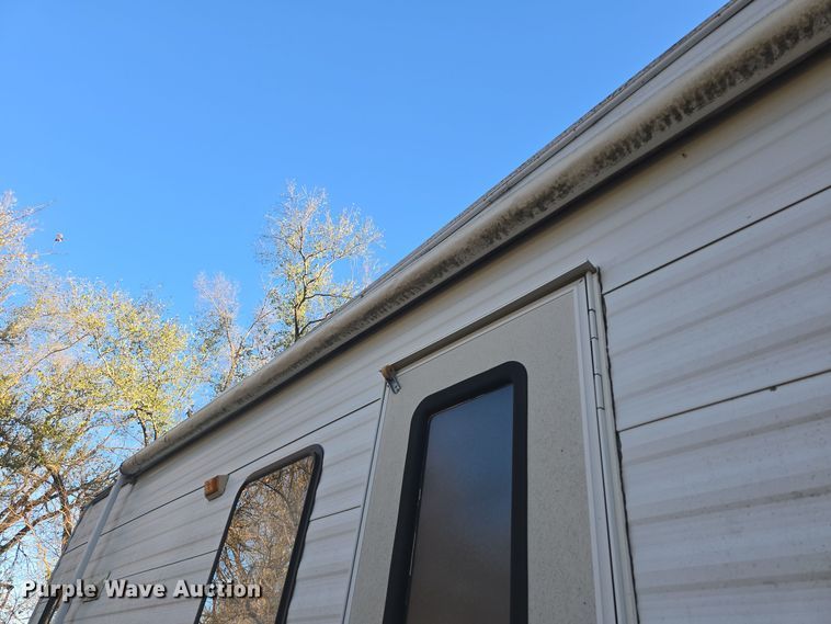 image for item DQ5345 1995 Coachmen 285RK FW camper