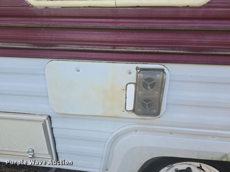 image for item DQ5345 1995 Coachmen 285RK FW camper