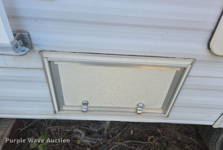 image for item DQ5345 1995 Coachmen 285RK FW camper