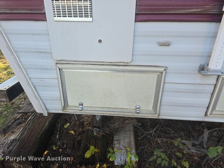 image for item DQ5345 1995 Coachmen 285RK FW camper