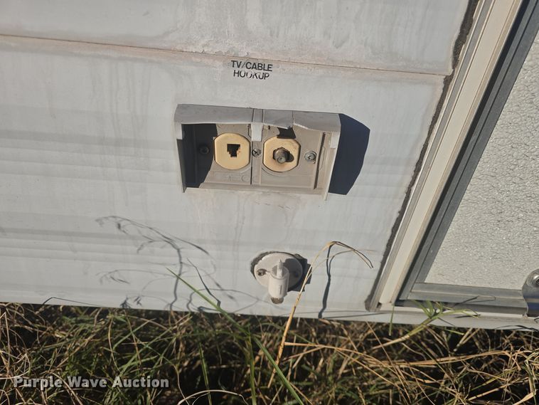 image for item DQ5345 1995 Coachmen 285RK FW camper