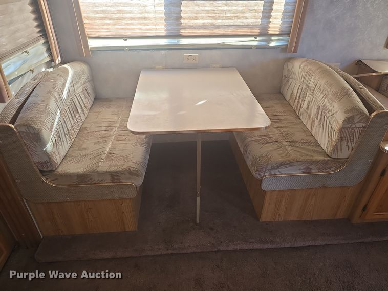 image for item DQ5345 1995 Coachmen 285RK FW camper