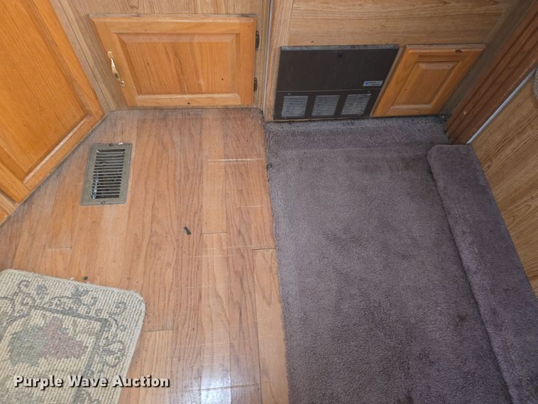 image for item DQ5345 1995 Coachmen 285RK FW camper