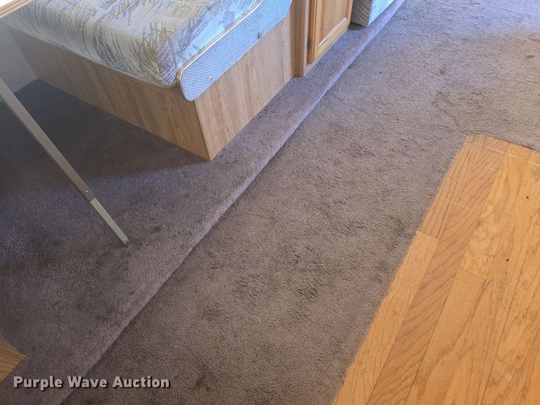 image for item DQ5345 1995 Coachmen 285RK FW camper