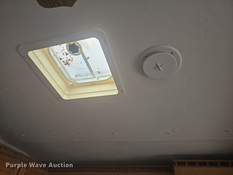 image for item DQ5345 1995 Coachmen 285RK FW camper