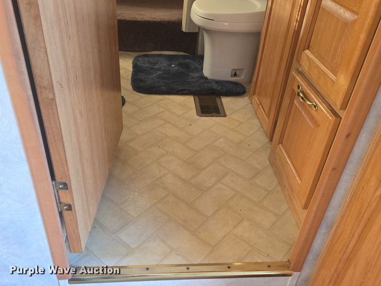 image for item DQ5345 1995 Coachmen 285RK FW camper